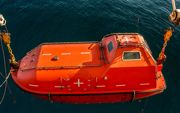 Lifeboat maintenance